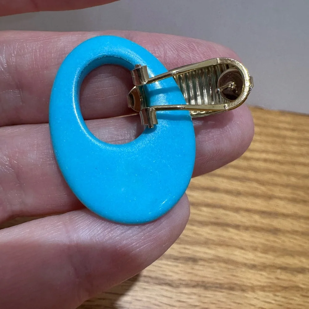 Vintage 1980s turquoise colored gold toned earrings with removable enhancers - Picture 4 of 5